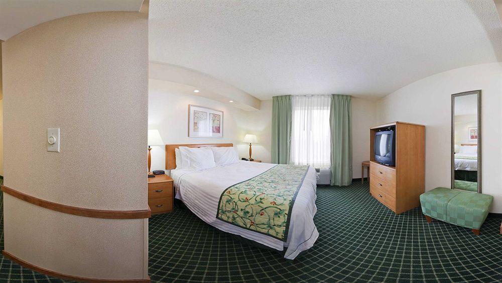 Fairfield Inn & Suites Austin University Area Exterior foto